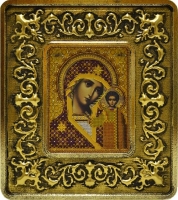 701102 Богородица Казанская (золото, лилии)