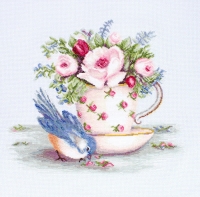 B2324 Птичка и чашка чая. Набор для вышивки крестом