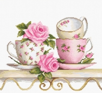 B2327 Чайные чашки с розами. Набор для вышивки крестом